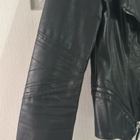 Faux leather black moto jacket - Picture 2 of 3